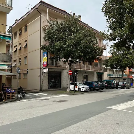 Apartman La Casa Sul Tetto *
